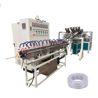 Stroj za cevi, ojačane s PVC vlakni